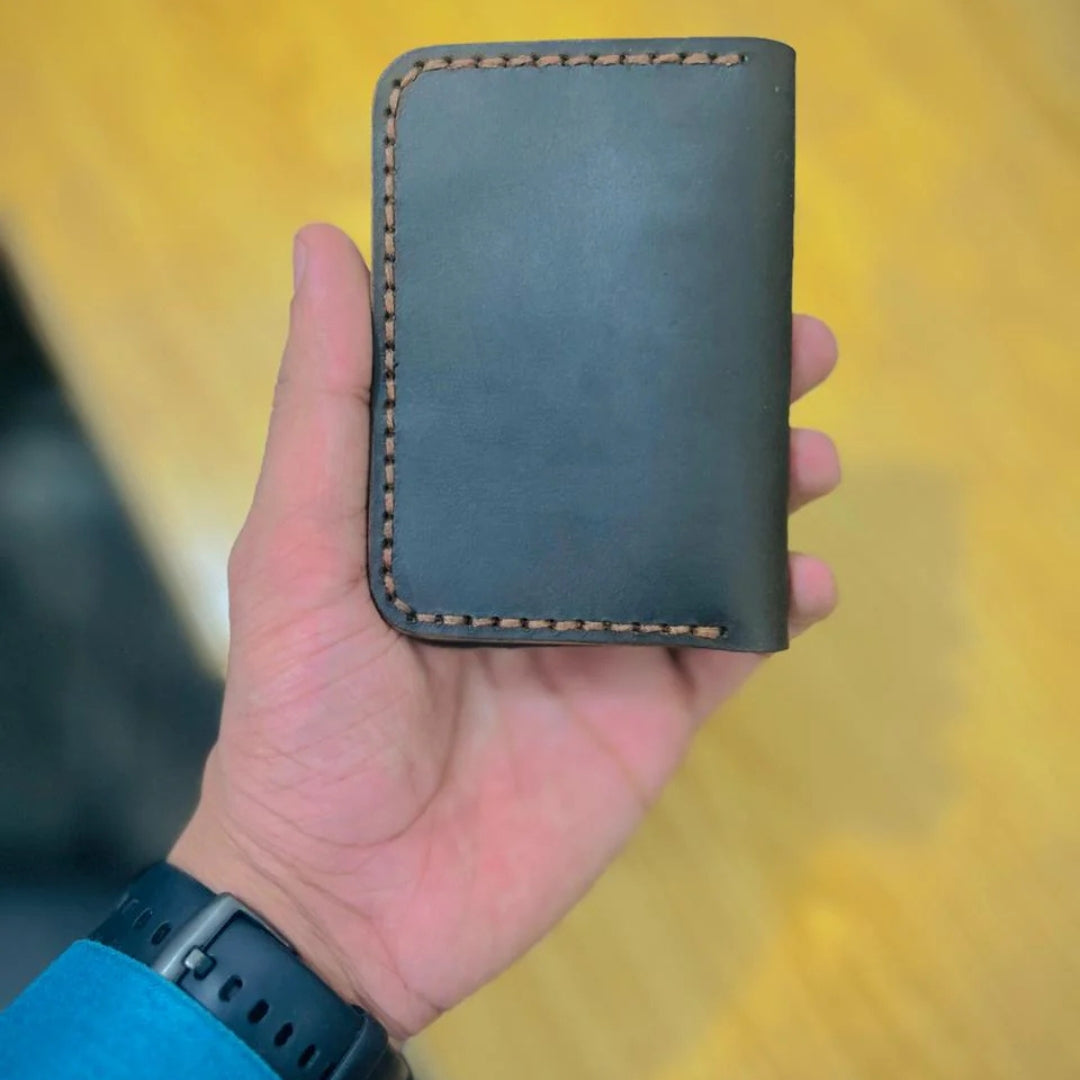The Vertical Vogue: A Bifold Leather Wallet Pure leather 100%